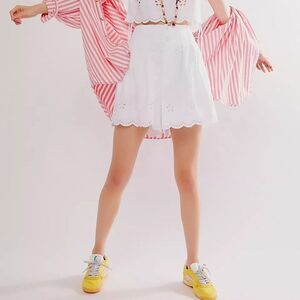Free People How Sweet Short Floral Eyelet Embroidered Pull-On Cotton M 278407